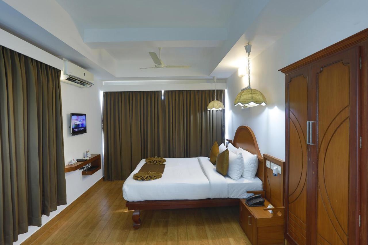 טירובאלה Hotel Panchavady מראה חיצוני תמונה